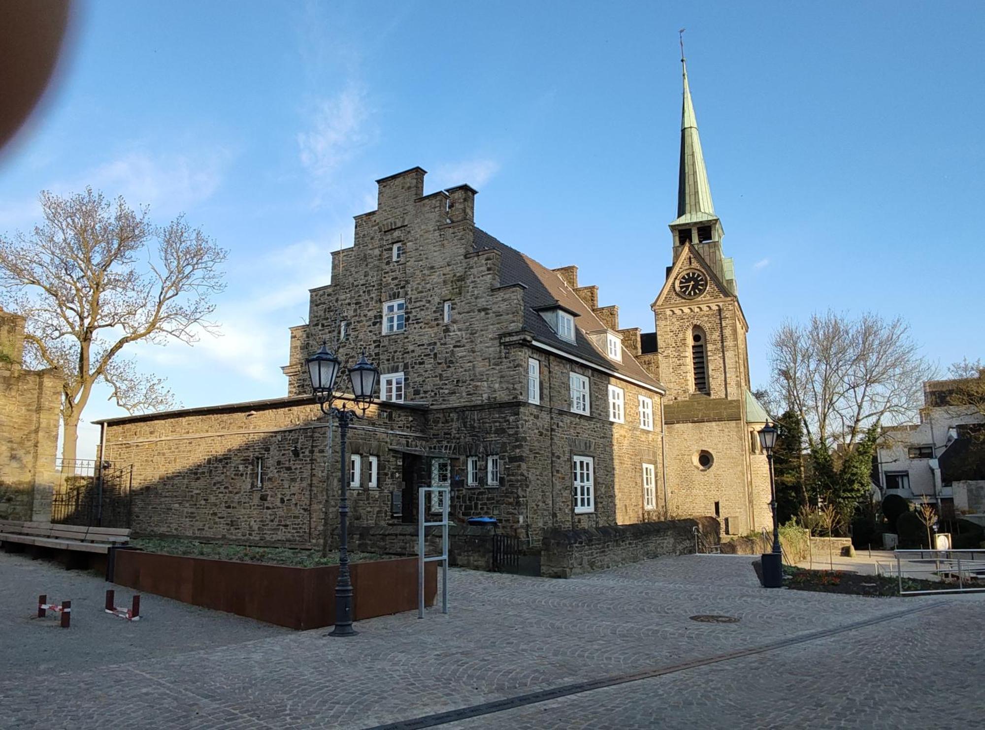 Готель Fuenf Giebel Eck In Der Freiheit Am Ruhrtalradweg Веттер Екстер'єр фото