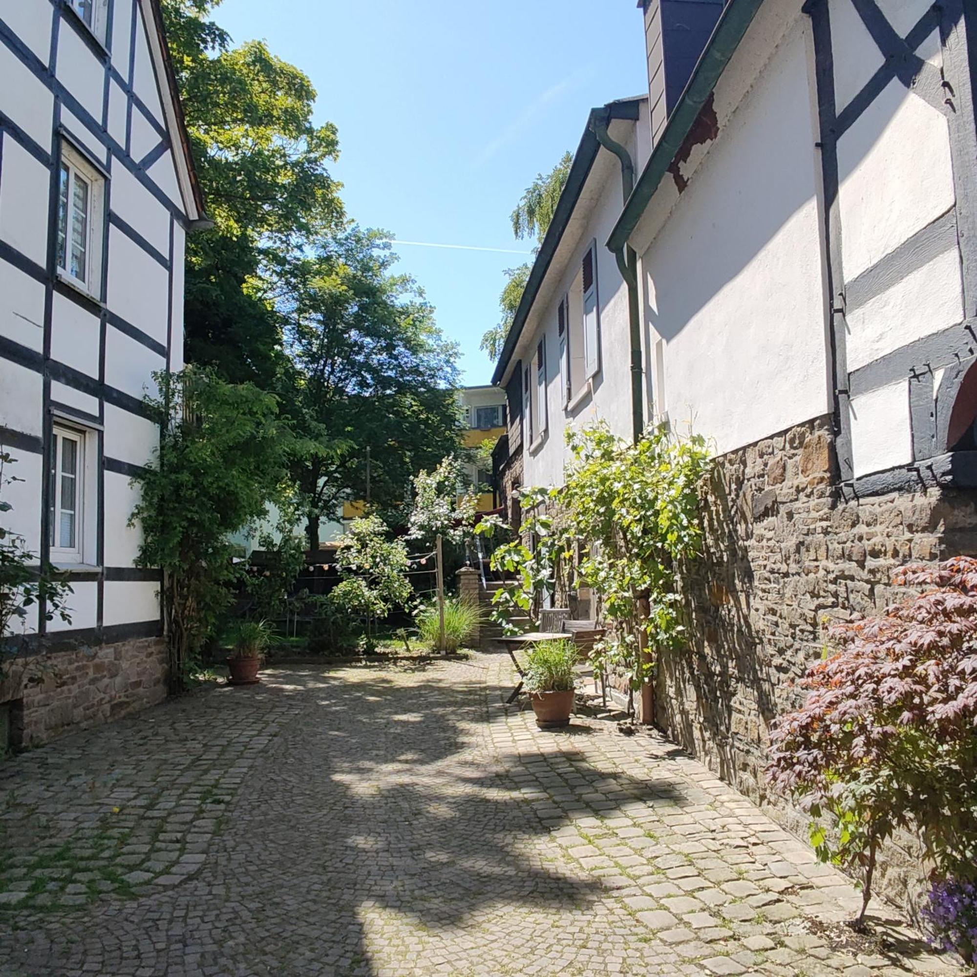 Готель Fuenf Giebel Eck In Der Freiheit Am Ruhrtalradweg Веттер Екстер'єр фото
