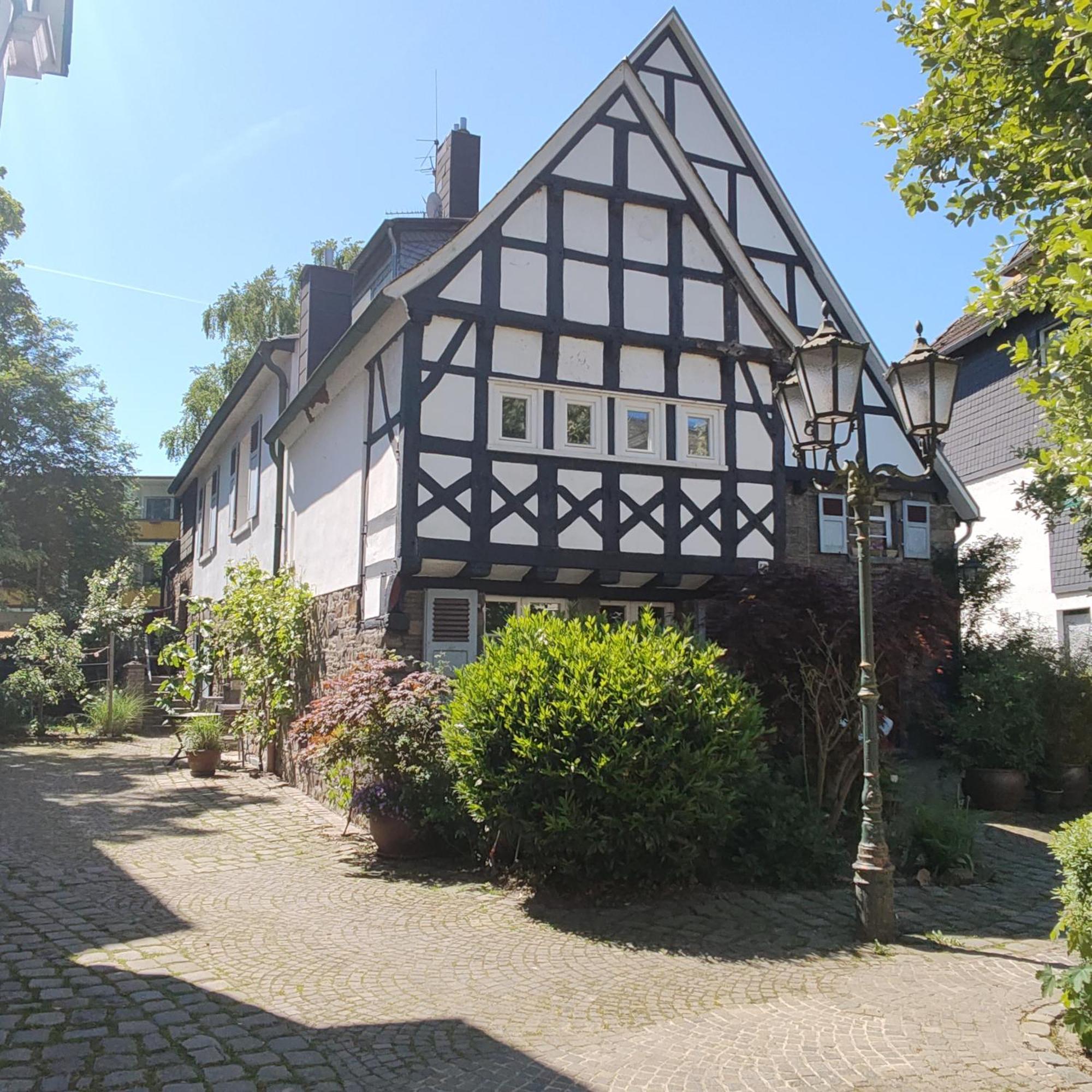 Готель Fuenf Giebel Eck In Der Freiheit Am Ruhrtalradweg Веттер Екстер'єр фото